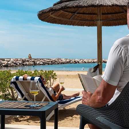 Marina Bay Beach Suites 페스키치 외부 사진