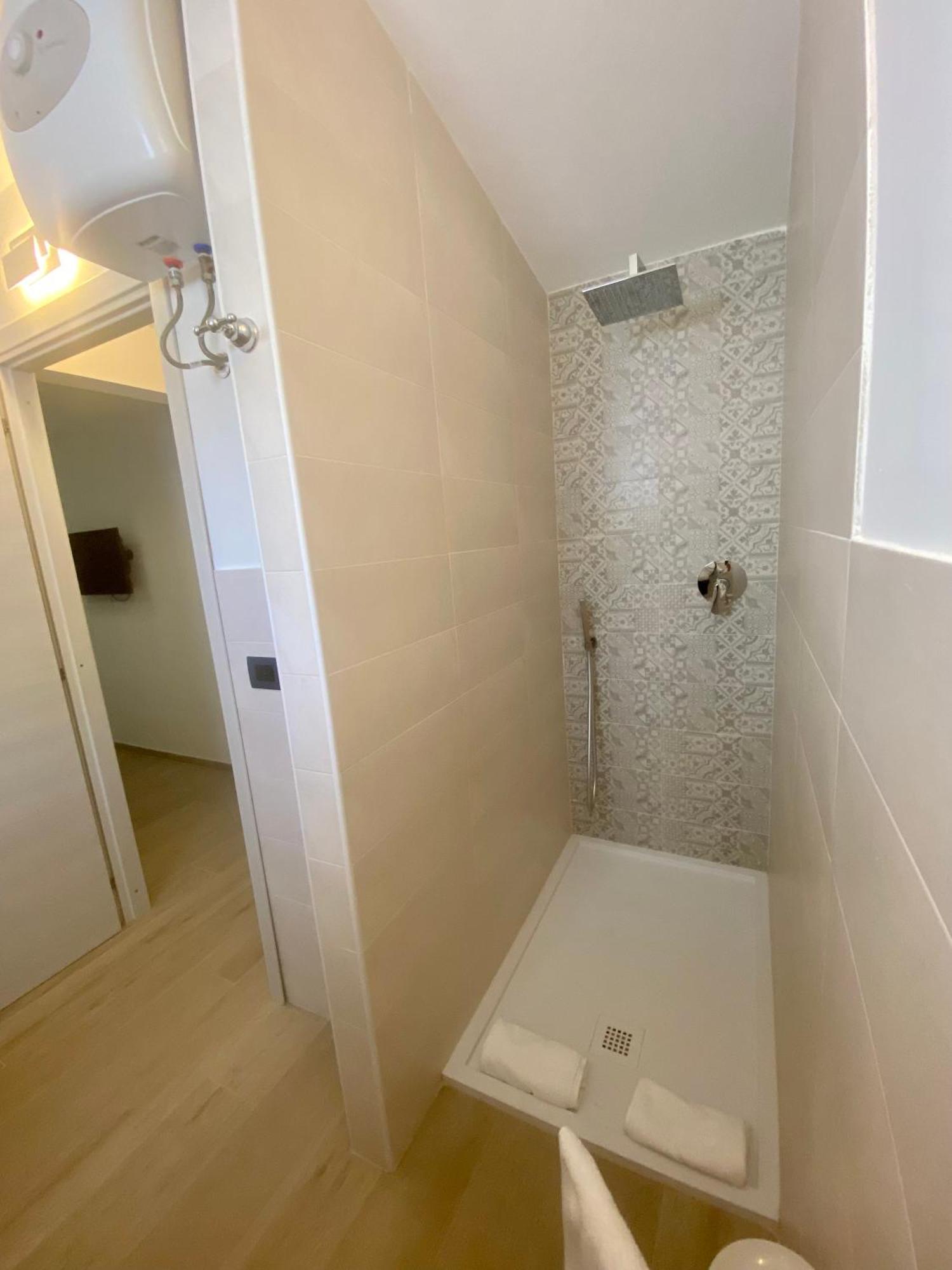 Marina Bay Beach Suites 페스키치 외부 사진