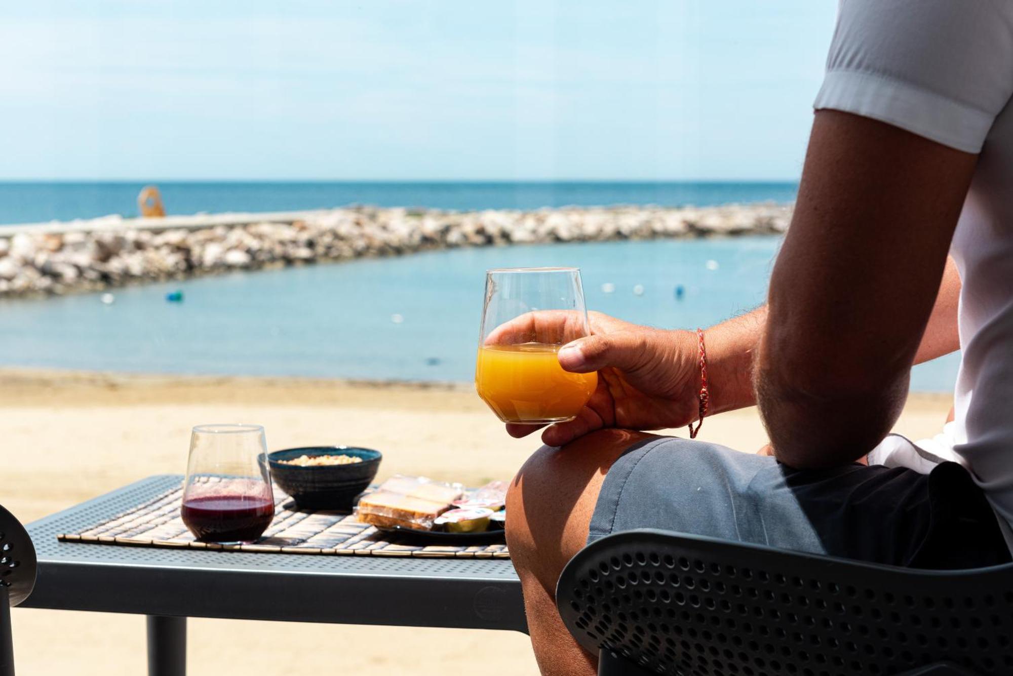 Marina Bay Beach Suites 페스키치 외부 사진