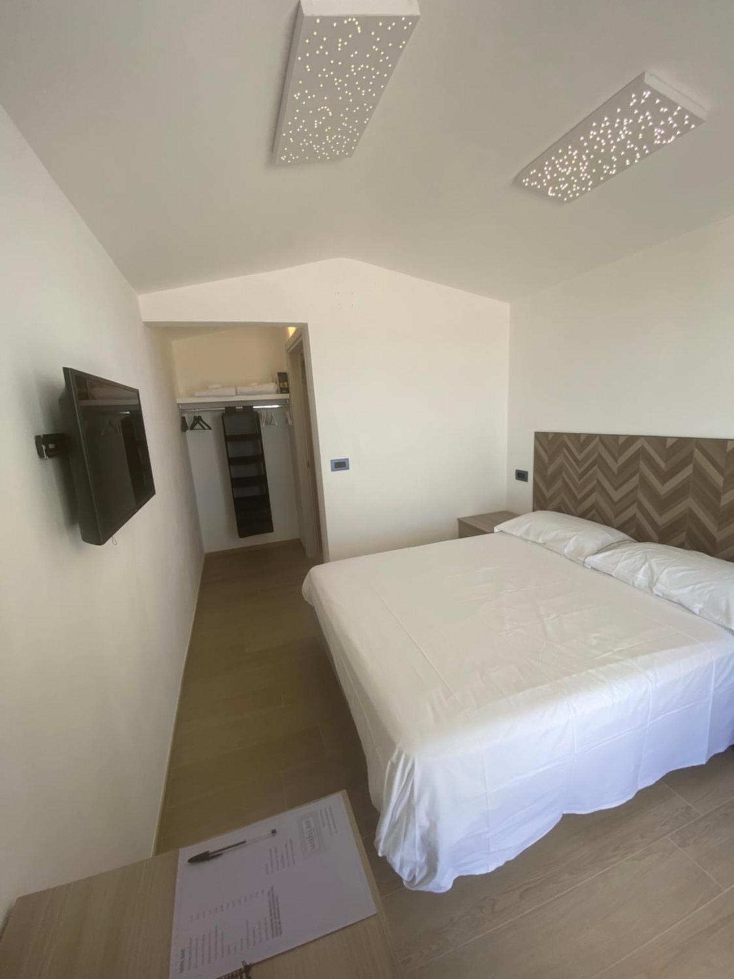 Marina Bay Beach Suites 페스키치 외부 사진